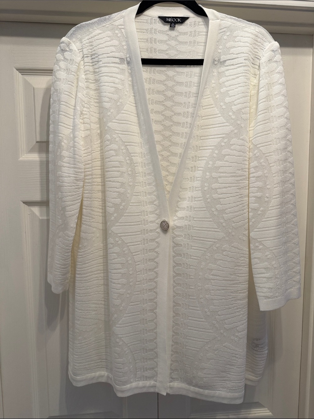 Misook Cream Open-Front Textured Knit Cardigan with Decorative Button